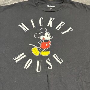 Disney Mickey Mouse Graphic Tee in Black
